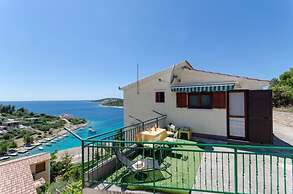 Bosiljka - by the sea - SA3