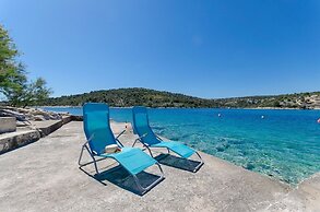 Bosiljka - by the sea - SA3