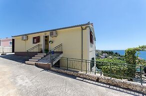 Bosiljka - by the sea - SA3