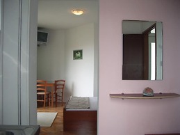 Josip II - 150 m From Beach With Free Parking - SA4
