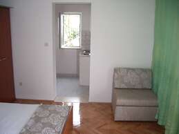 Josip II - 150 m From Beach With Free Parking - SA4