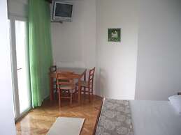 Josip II - 150 m From Beach With Free Parking - SA4