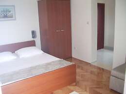Josip II - 150 m From Beach With Free Parking - SA4