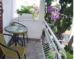 Josip II - 150 m From Beach With Free Parking - SA4