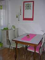 Ivy - With Balcony - A1