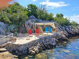 Adria - Seafront & Seaview - A1 Adriana