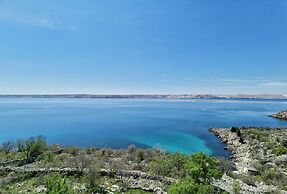 Adria - Seafront & Seaview - A1 Adriana