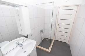 Lili-with Pool Near the sea - H