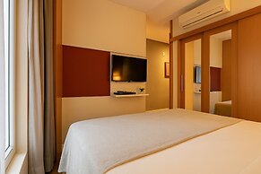 Elegance Suites Stella Vega