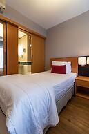 Elegance Suites Stella Vega