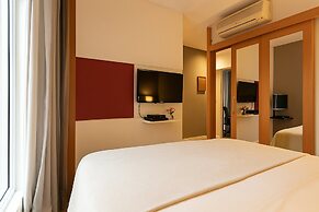 Elegance Suites Stella Vega