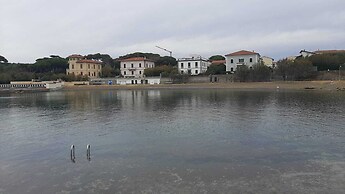 The White House on the sea