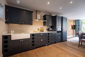 Contemporary Luxury Town House Cheltenham