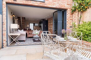 Contemporary Luxury Town House Cheltenham