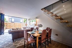 Contemporary Luxury Town House Cheltenham