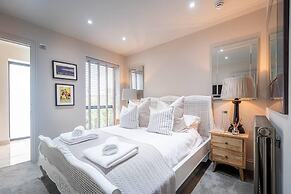 Contemporary Luxury Town House Cheltenham