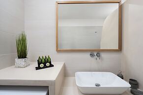 Sea Serenity Villas with Private Jacuzzi