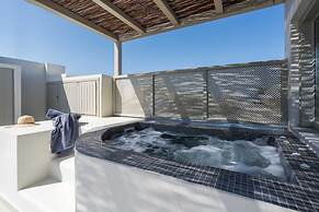 Sea Serenity Villas with Private Jacuzzi