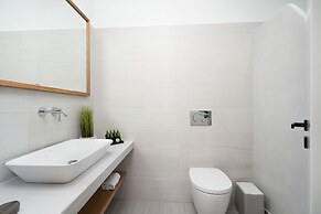 Sea Serenity Villas with Private Jacuzzi