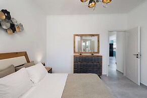 Sea Serenity Villas with Private Jacuzzi