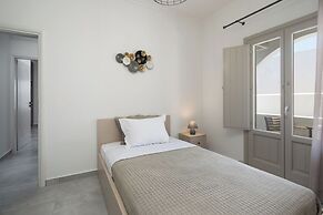 Sea Serenity Villas with Private Jacuzzi