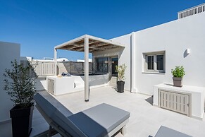 Sea Serenity Villas with Private Jacuzzi