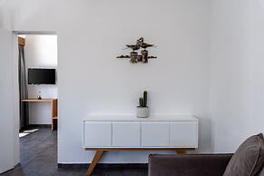 Sea Serenity Villas with Private Jacuzzi