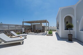 Sea Serenity Villas with Private Jacuzzi