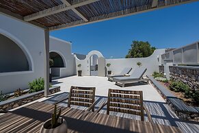 Sea Serenity Villas with Private Jacuzzi