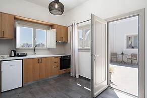 Sea Serenity Villas with Private Jacuzzi