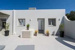 Sea Serenity Villas with Private Jacuzzi