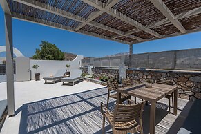 Sea Serenity Villas with Private Jacuzzi