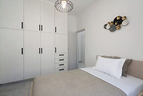 Sea Serenity Villas with Private Jacuzzi