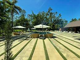 Hotel Pinar Dorado by Gran Jimenoa
