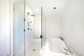 Kapalua Bay Villas by KBM