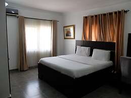 Bjorne Suites
