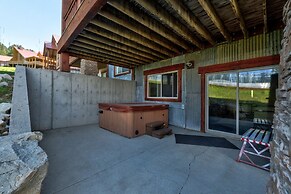 Blackmoon Chalet at Terry Peak