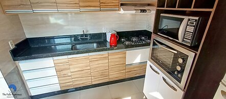 Casa com Piscina e Churrasqueira