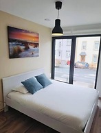 Luxury New Flat with Terrace & Parking