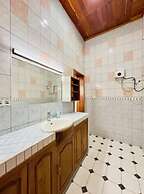 Starehe Villa