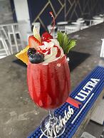 Douglas Highway Hotel