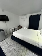 Douglas Highway Hotel