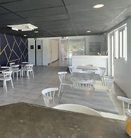 Douglas Highway Hotel