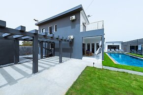 ChezBabo Boutique Hotel