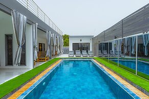 ChezBabo Boutique Hotel