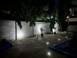 M&M Zavala Hotel and B&B