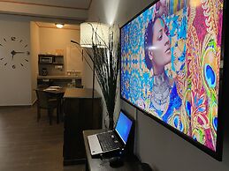 M&M Zavala Hotel and B&B