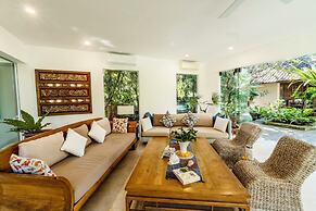 The Asraya Villa Sanur by Nakula