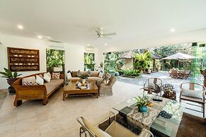 The Asraya Villa Sanur by Nakula