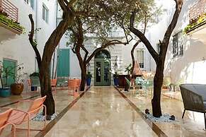 Harrison on the Beach